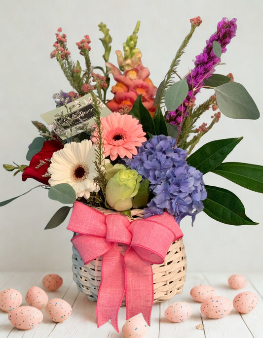 Easter flower basket with pastel flowers and decorative eggs – Easter flowers delivery Beaver PA”